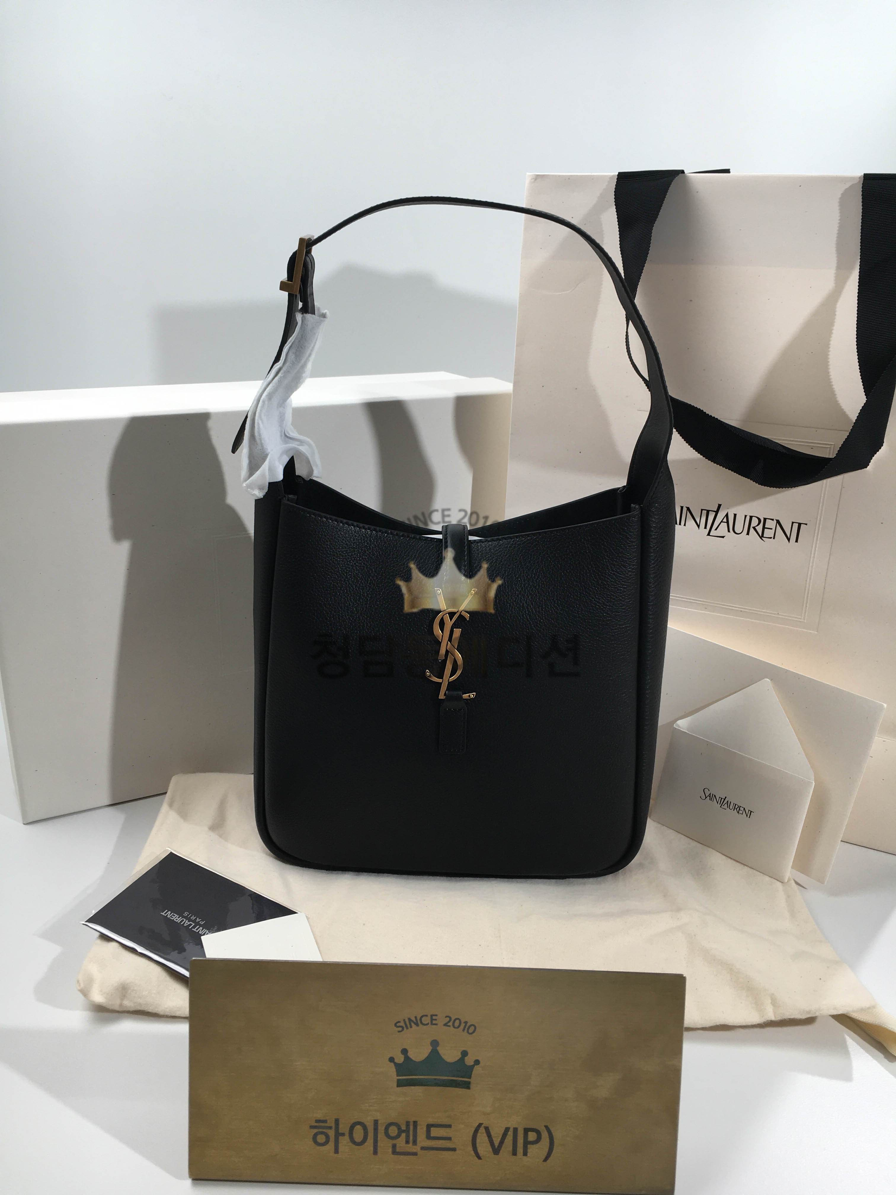 생로랑 LE5À7 숄더백 스몰 (upgrade ver.)
