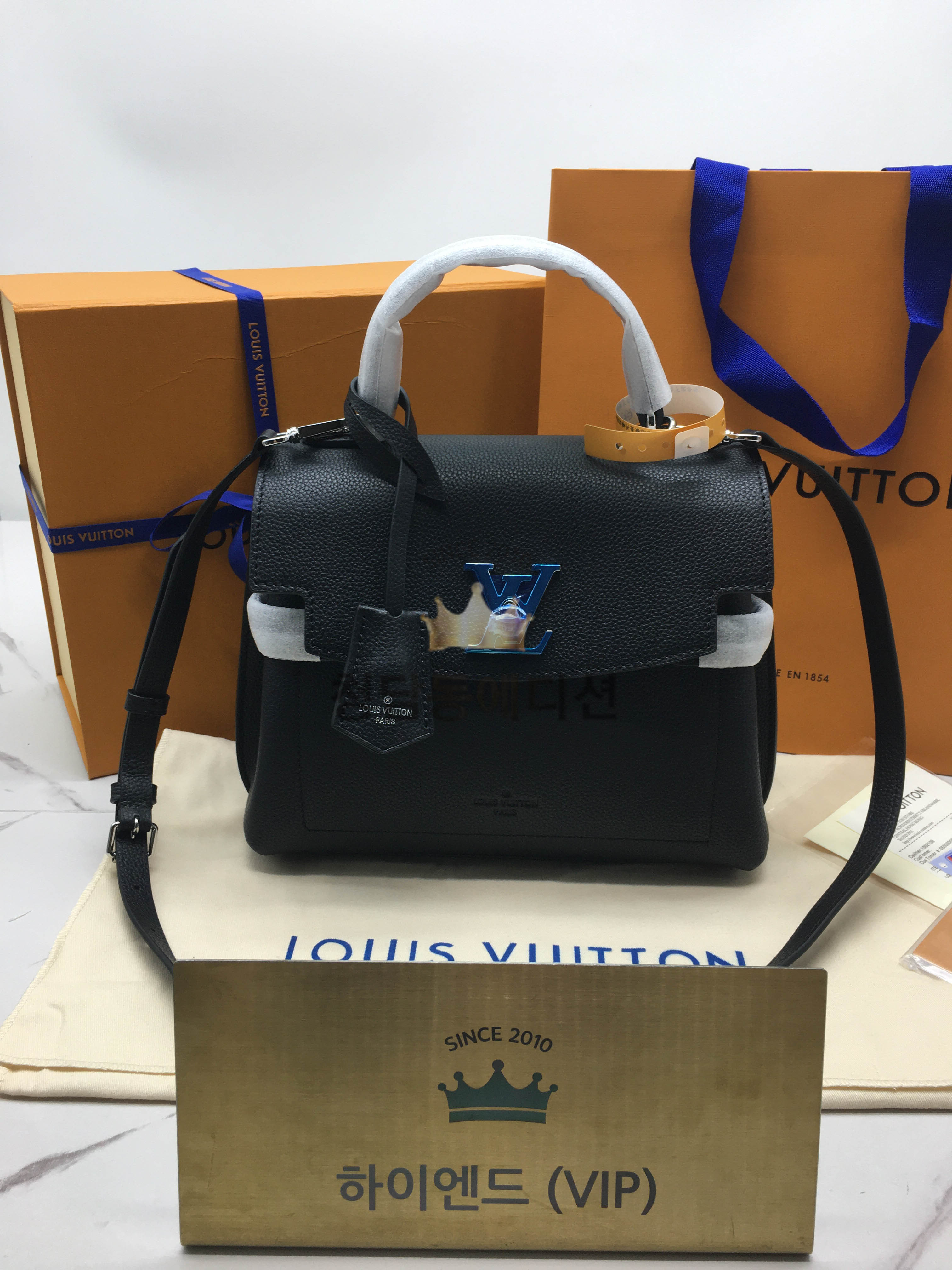 루이비통 락미 에버 BB 토트백 블랙 M53937