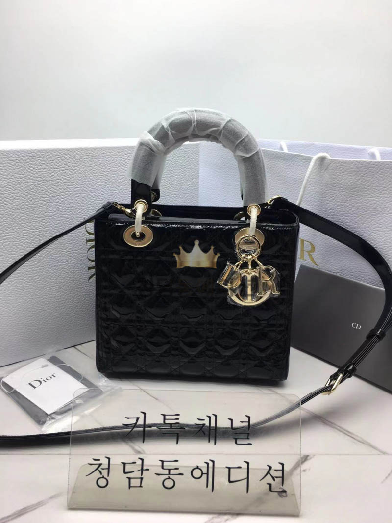 디올 페이던트 레이디백 미디움 (버클색상 금장)