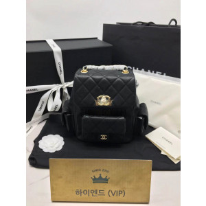 샤넬 23K 듀마 백팩 쓰리포켓 미디움 카프스킨 캐비어 (하이엔드급)