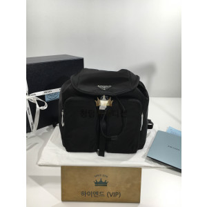 프라다 삼각로고 포코노 테수토 백팩 블랙 1BZ005