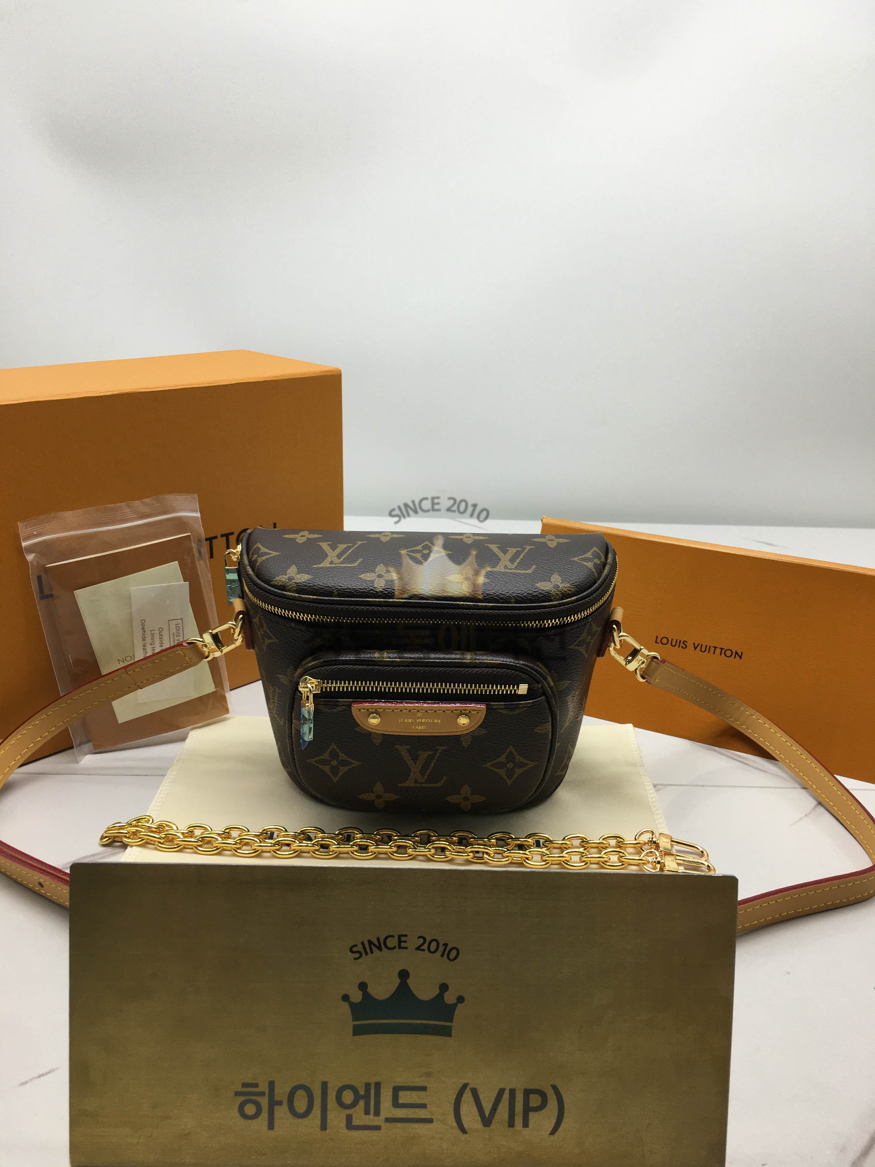 루이비통 미니 범백 크로스백 모노그램 M82335