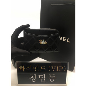 샤넬 클래식 지퍼 카드지갑 AP3179 (램스킨 은장)