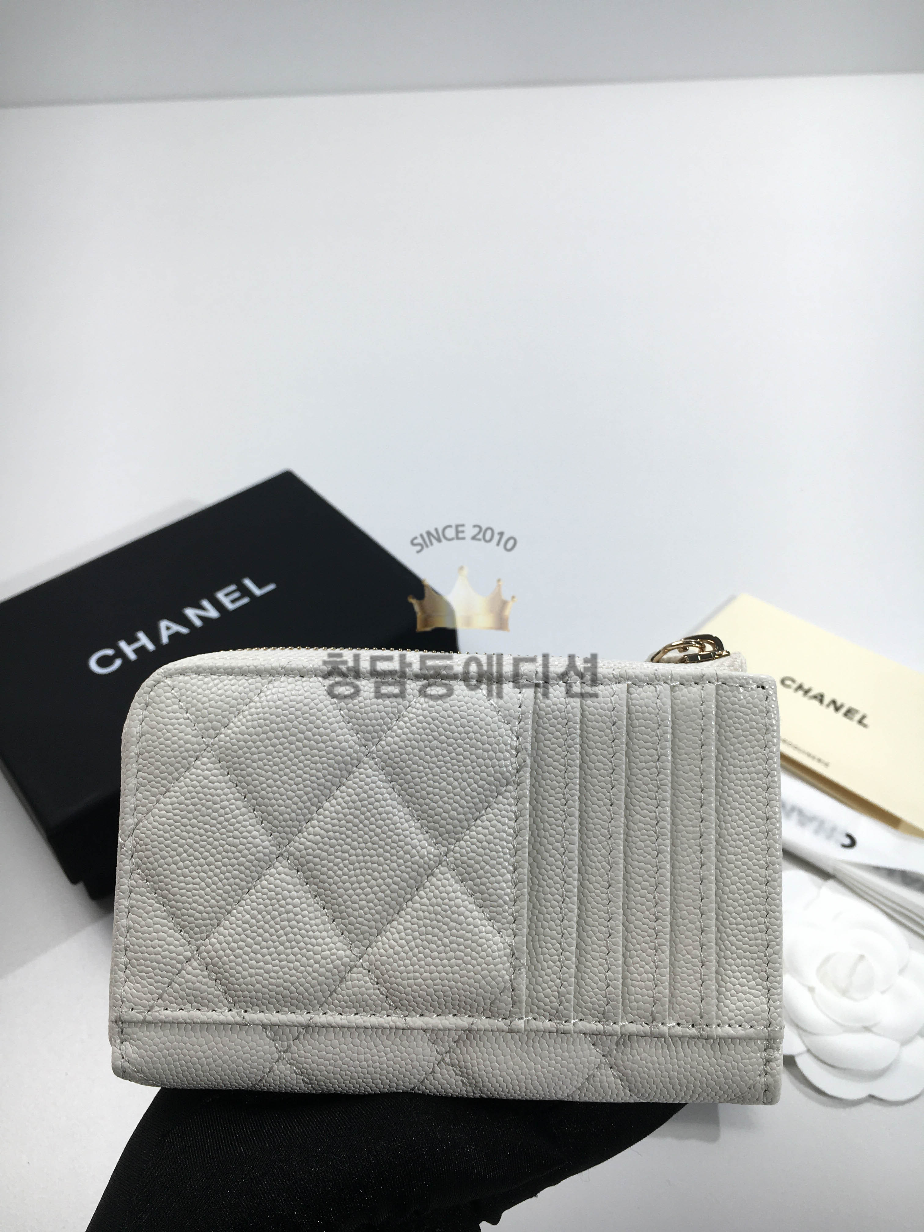 샤넬 클래식 지퍼 카드지갑 AP3179 (컬러 화이트)