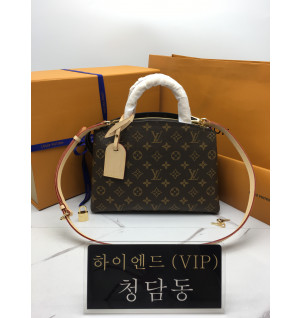 루이비통 쁘띠뜨 팔레 M45900