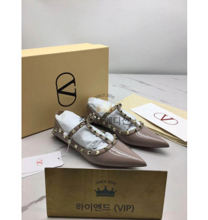 발렌티노 플랫