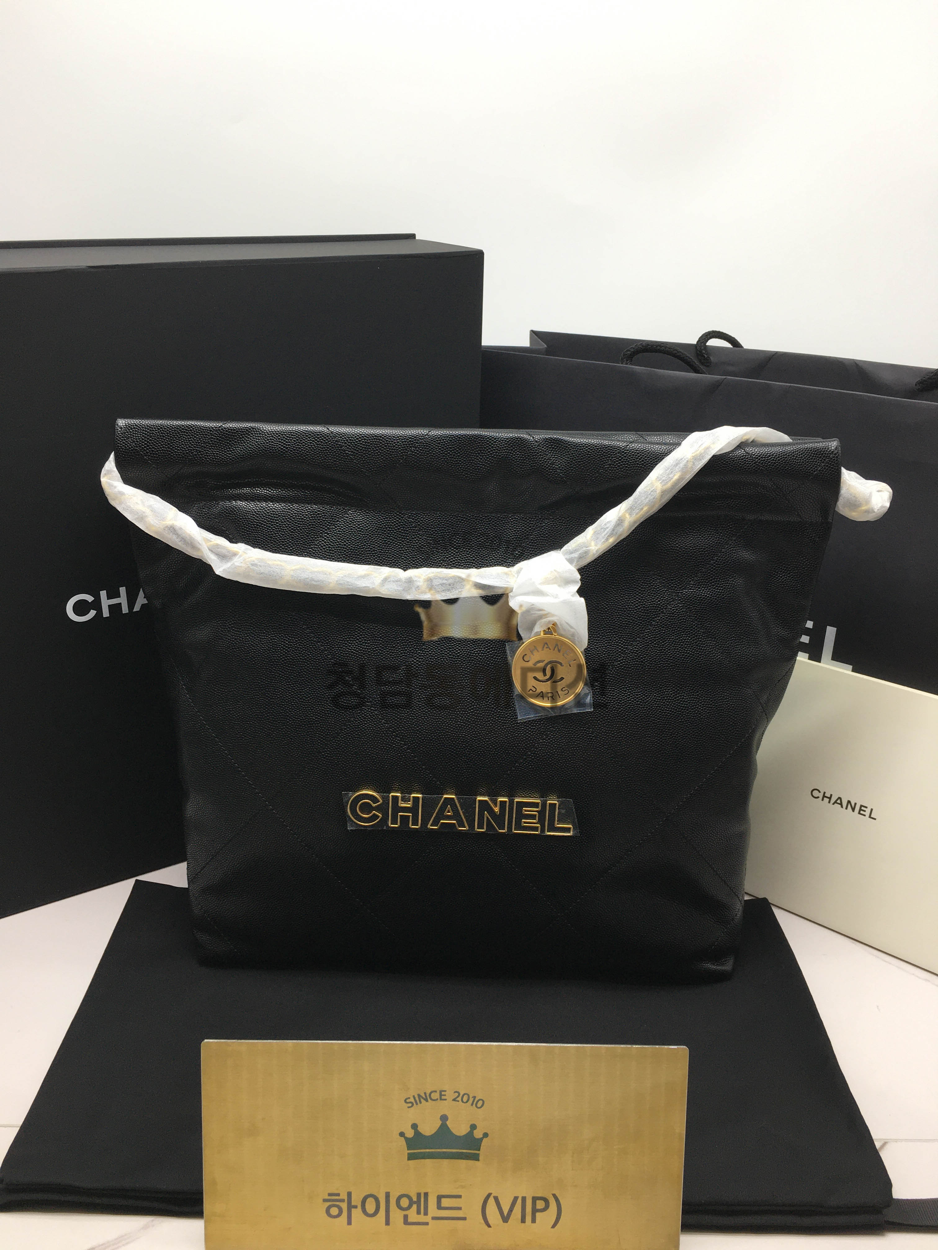 샤넬 22백 스몰 캐비어