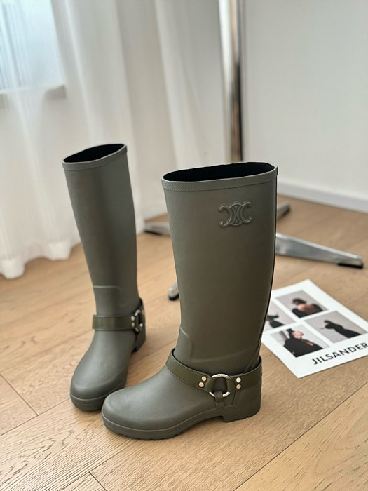 셀린느 레인부츠