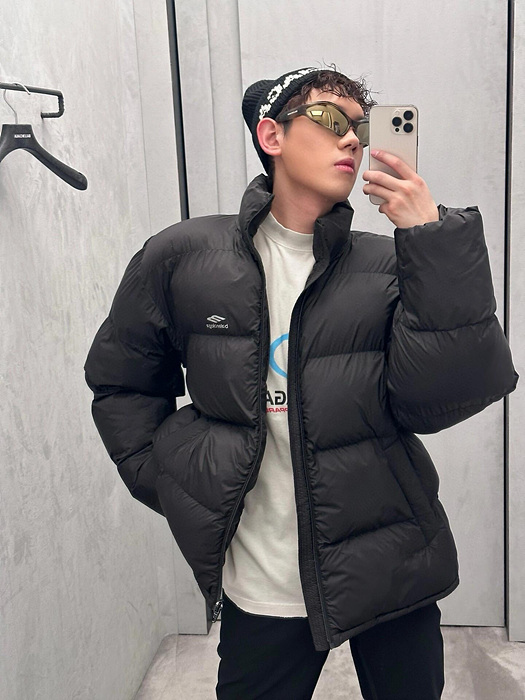 발렌시아가 3B 다운 패딩 (2color) (남녀공용)