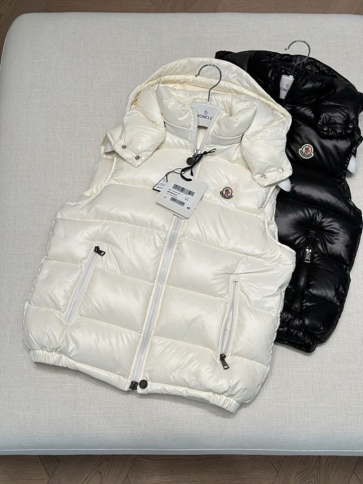 몽클레어 보메스 클래식 후드 베스트 (남성용) (컬러 블랙, 화이트)