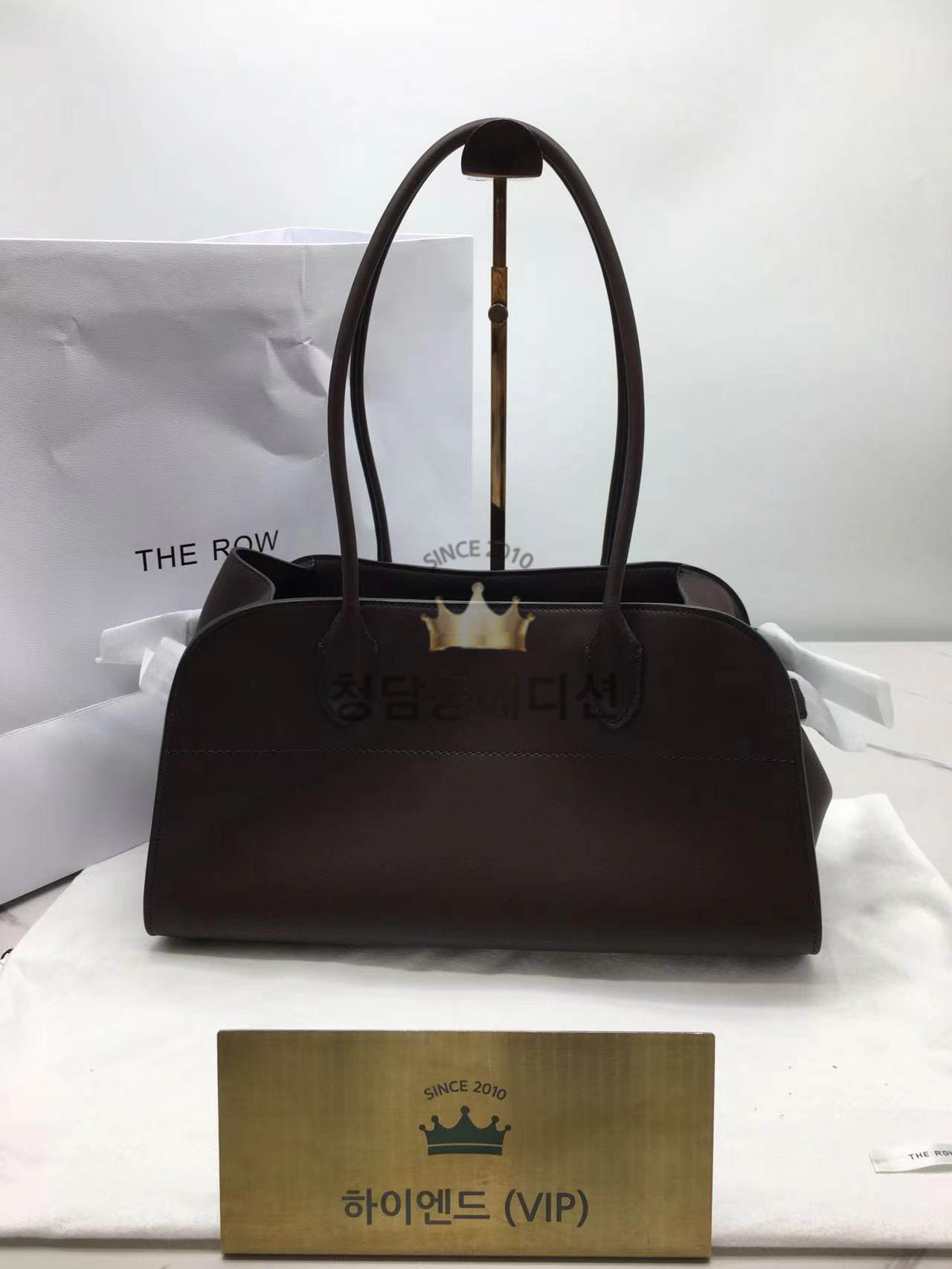 더 로우 EW 마고 숄더 12 백