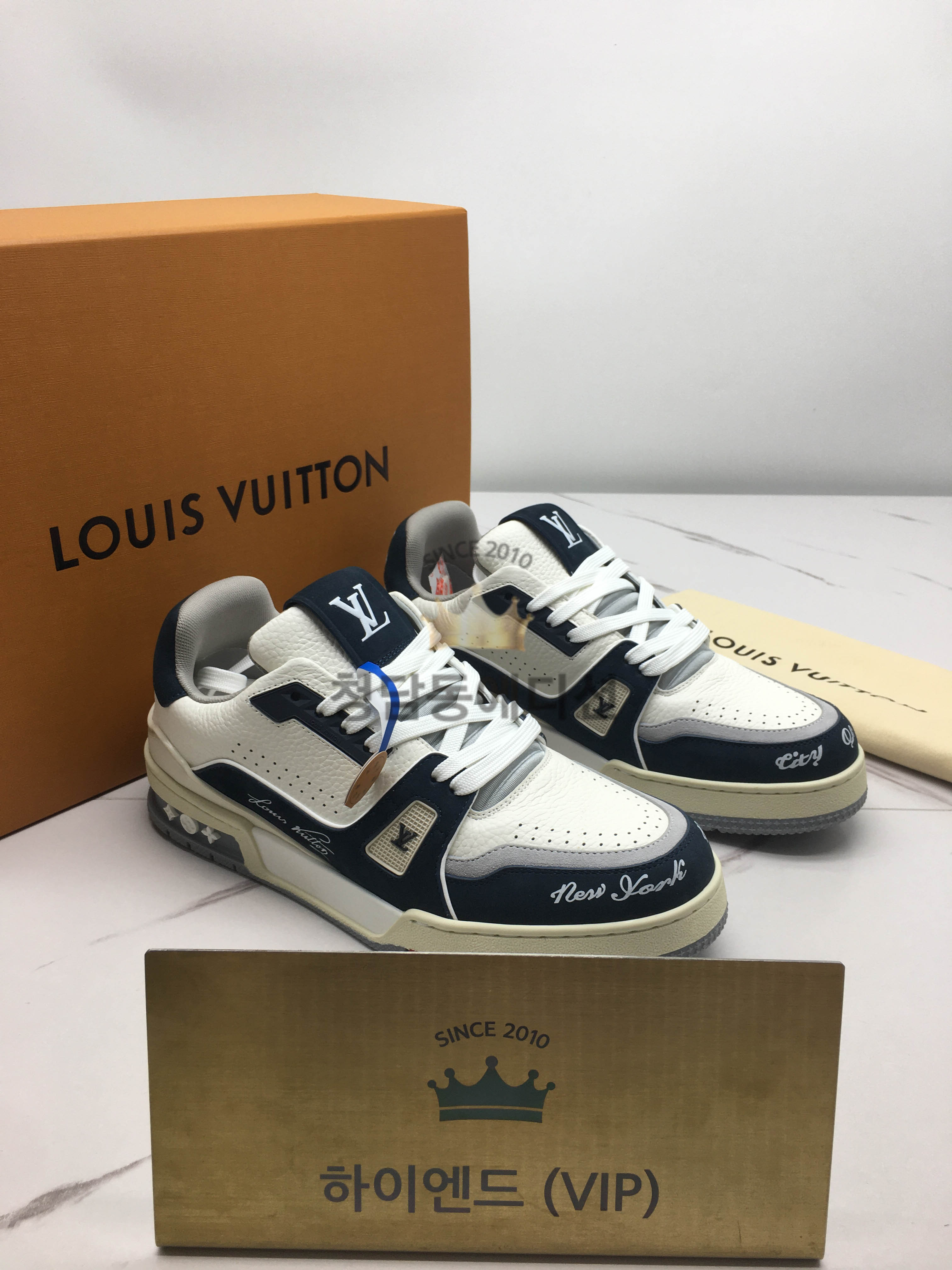 루이비통 스니커즈 (남녀공용)