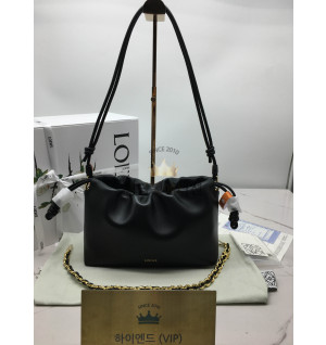 로에베 미디엄 플라멩고 펄스 (램스킨)