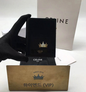 셀린느 트리오페 컴팩트 지갑