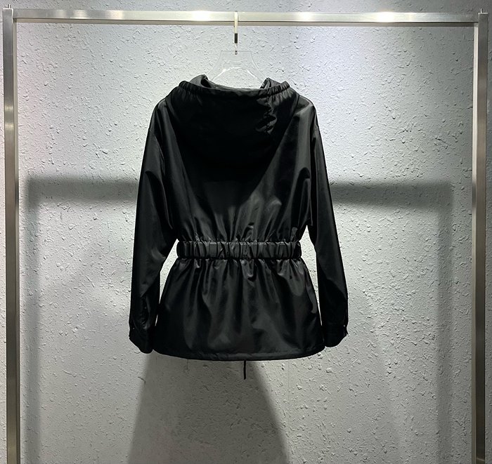 프라다 리나일론 자켓