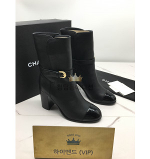 샤넬 23SS 숏 부츠