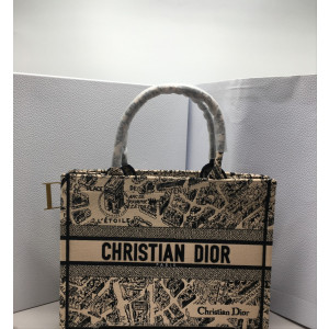 Ok(1692754588) 디올 북토트백 미디움(신상)