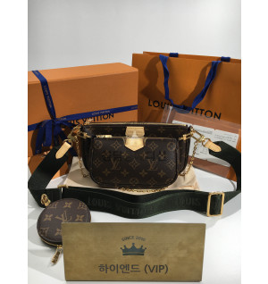 루이비통 멀티 포쉐트 악세수아 M44813 (upgrade.ver)