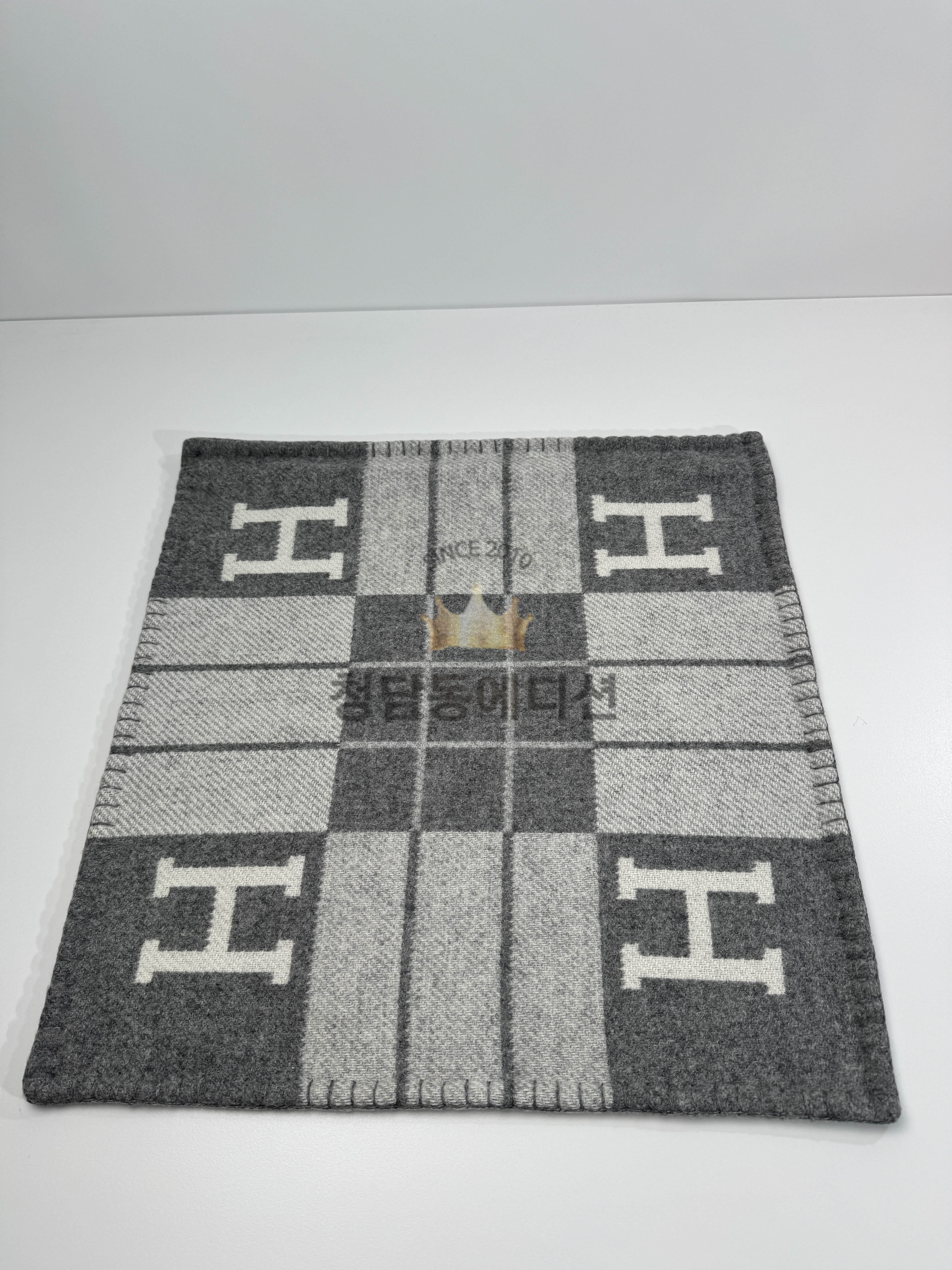 에르메스 아발론III 쿠션 (5COLOR)