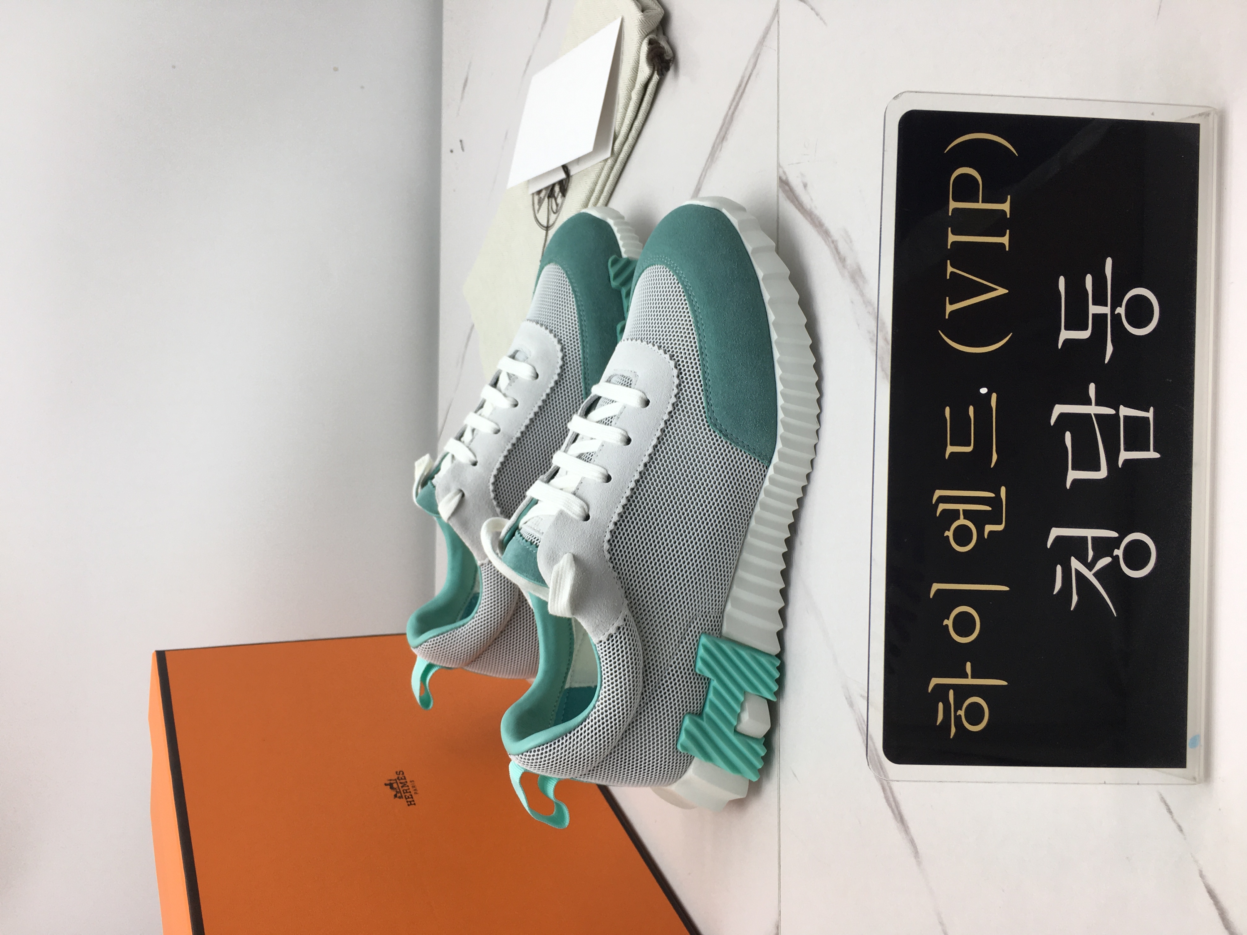 Ok(1717659457) 에르메스 바운싱 스니커즈 265 / 41사이즈