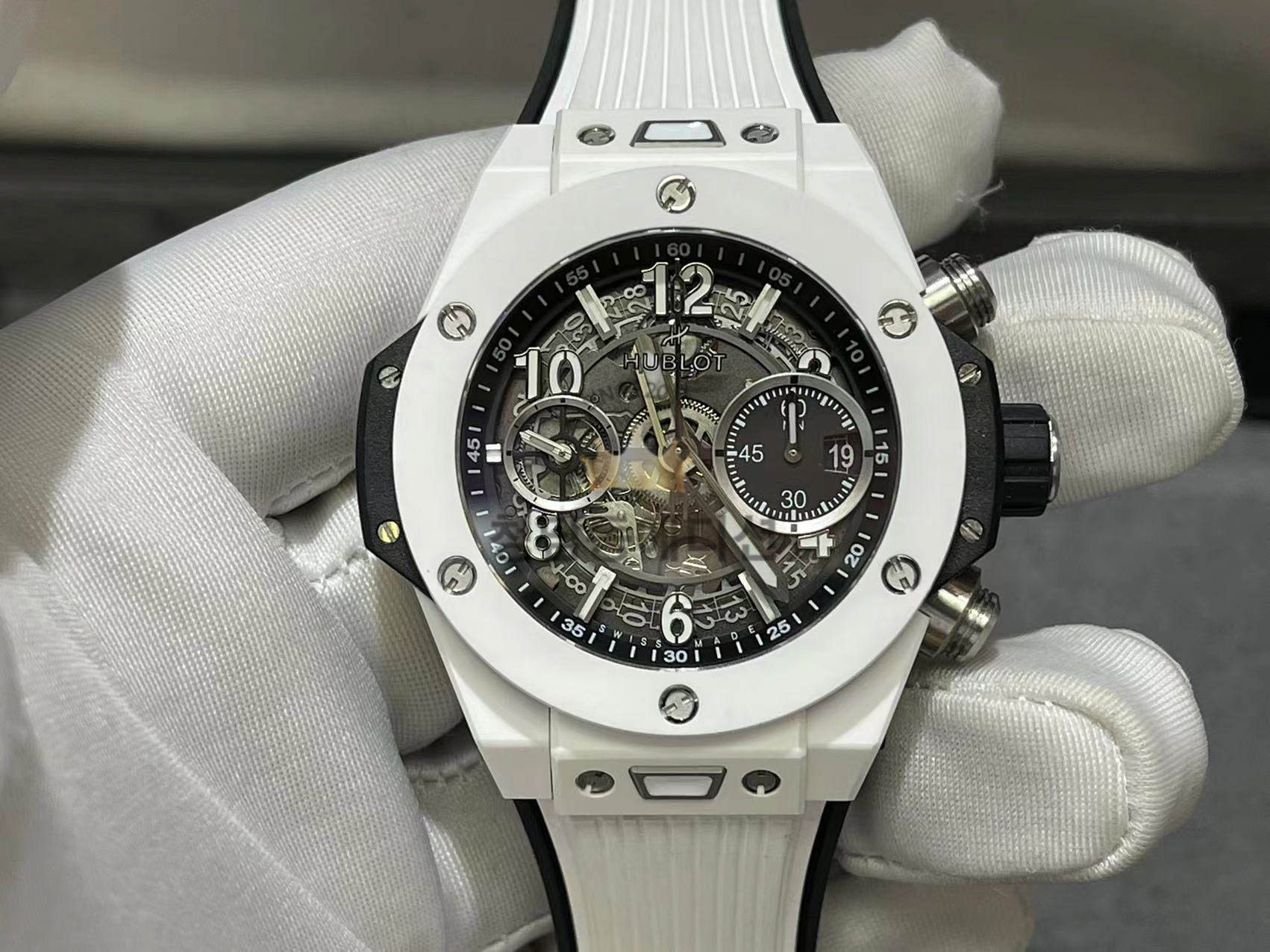 위블로 빅뱅 유니콘 크로노 그래프 42mm