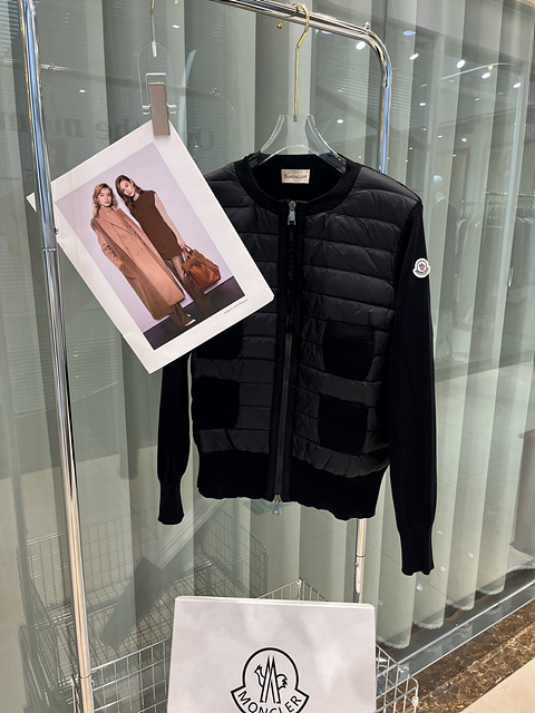 몽클레어 4포켓 패딩 니트 울 집업 가디건 (컬러 화이트, 블랙)