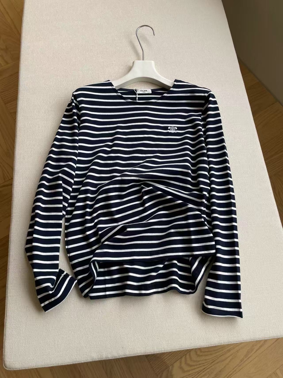 셀린느 티셔츠