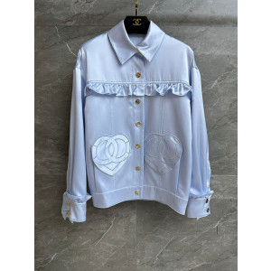 샤넬 하트 로고 프릴 블라우스