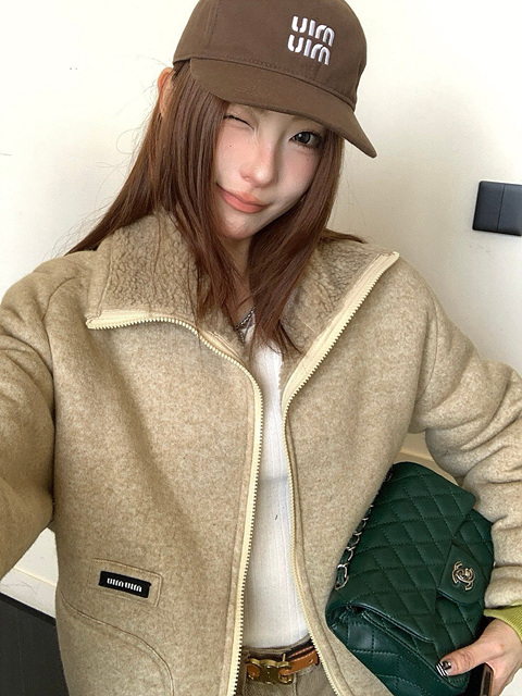 미우미우 플리스 집업 자켓 (컬러 그레이, 베이지)