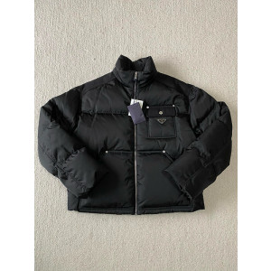Ok(173465691) 프라다 리나일론 크롭 다운 패딩 (남녀공용) 사이즈 M
