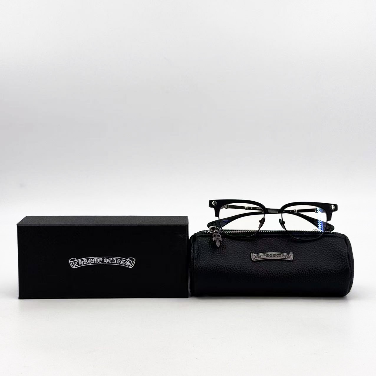 Ok(1679565970) 크롬하츠 chhts 보넨노이슈어 ll 컬러 올블랙