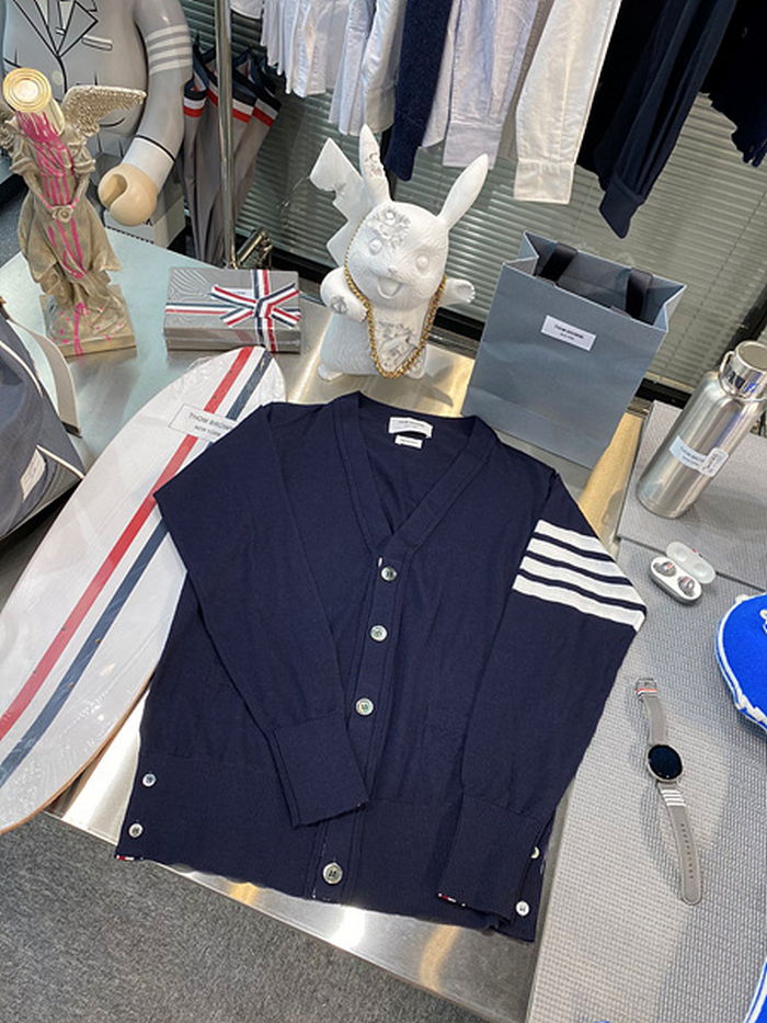 Ok(1641715193) 톰브라운 가디건 (남녀공용) 색상:네이비 / 사이즈:3 (미세 하자)