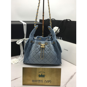 (1744717592) 샤넬 25C 크루즈 뉴 호보백 스몰 (25백) (본품만) (박스 미세하자)