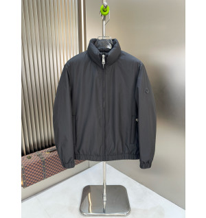 ok 몽클레어 점퍼 사이즈4