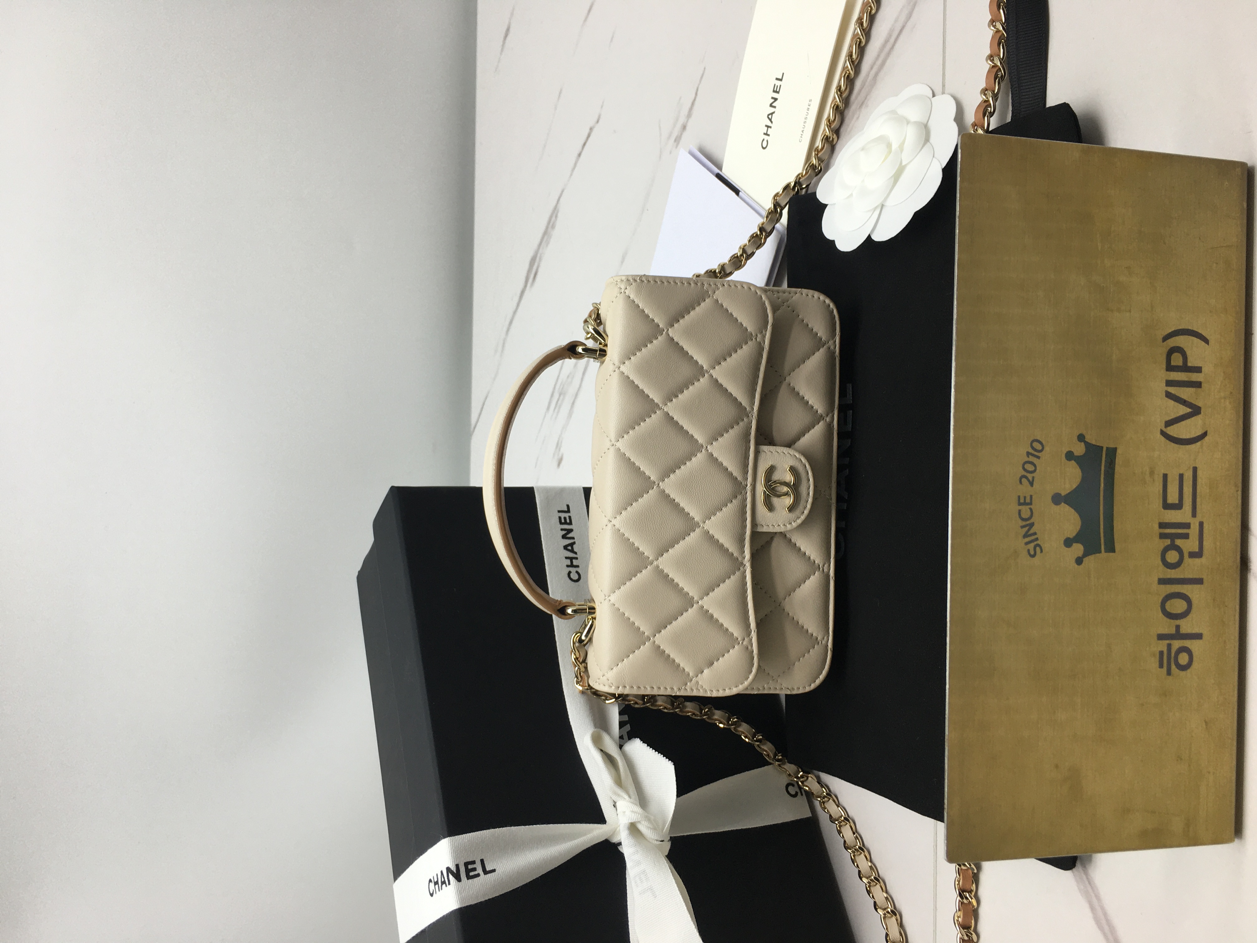 Ok(1682142758) 샤넬 23P 뉴미니 탑핸들 WOC