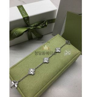 반클리프 알함브라 팔찌 (컬러 화이트골드) (V-gold소재)