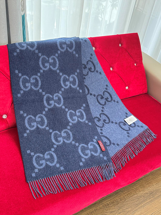 구찌 캐시미어 자카드 머플러 (컬러 네이비)