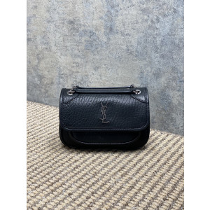 생로랑 그레인 램스킨 니키 미니백 체인 실버