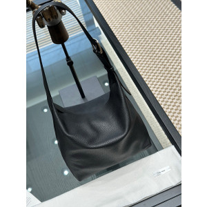 더 로우 이사백 (컬러 블랙)