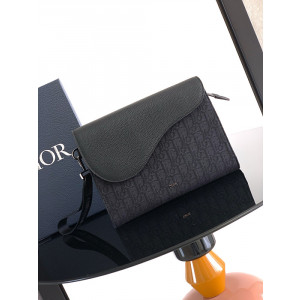 디올 A5 트라이앵글 파우치 2ADCA540YKS