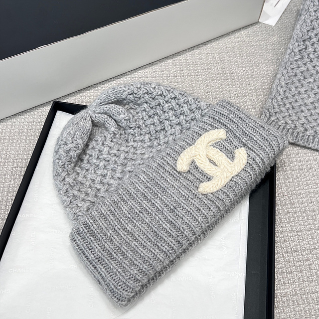 샤넬 CC 로고 와플 캐시미어 비니 & 머플러