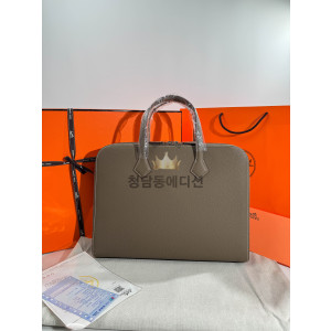에르메스 남자 가방 빅토리아 라이트 브리프케이스 반수공 (컬러 에토프)