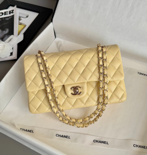 샤넬 클래식백 램스킨 미디움 25.5cm