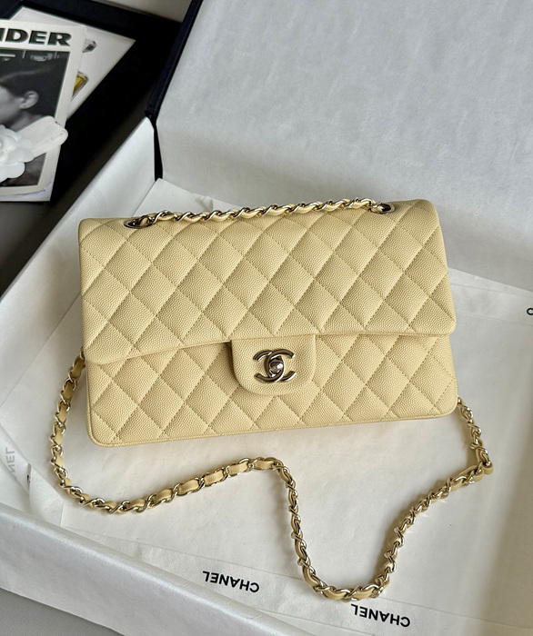 샤넬 클래식백 작은 캐비어스킨 미디움 25.5cm