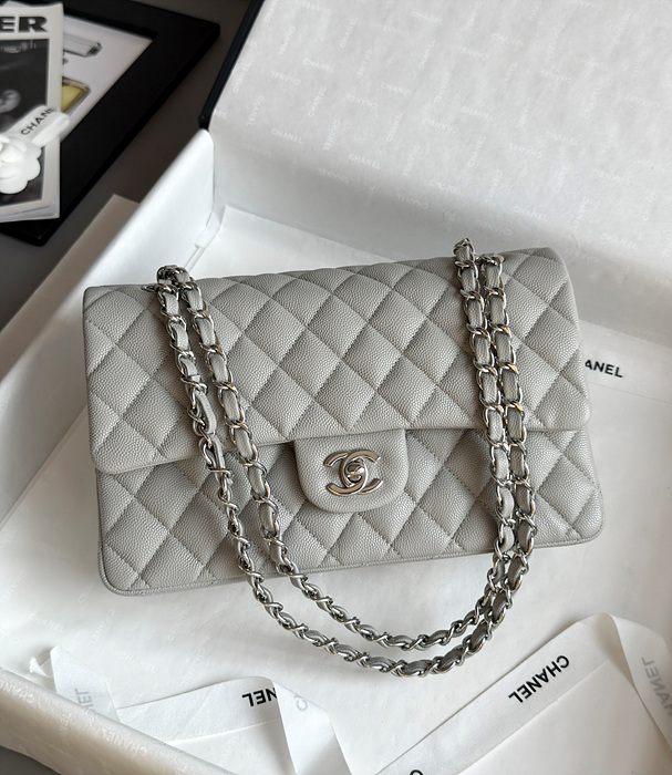 샤넬 클래식백 작은 캐비어스킨 미디움 은장 25.5cm