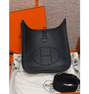 에르메스 에블린 23 올수공 (컬러 누아)